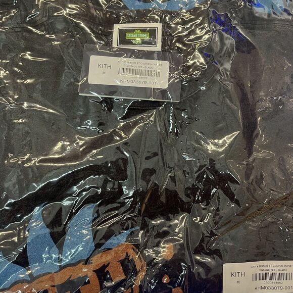 Kith for Sesame Street Cookie Monster Vintage Tee in Black T-Shirt Size M NWT - Picture 5 of 8